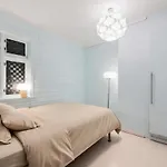 Sunny Terrace In Centre - Charming House * 베르겐