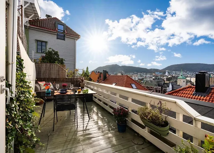 Feriehus Sunny Terrace In Centre - Charming House *