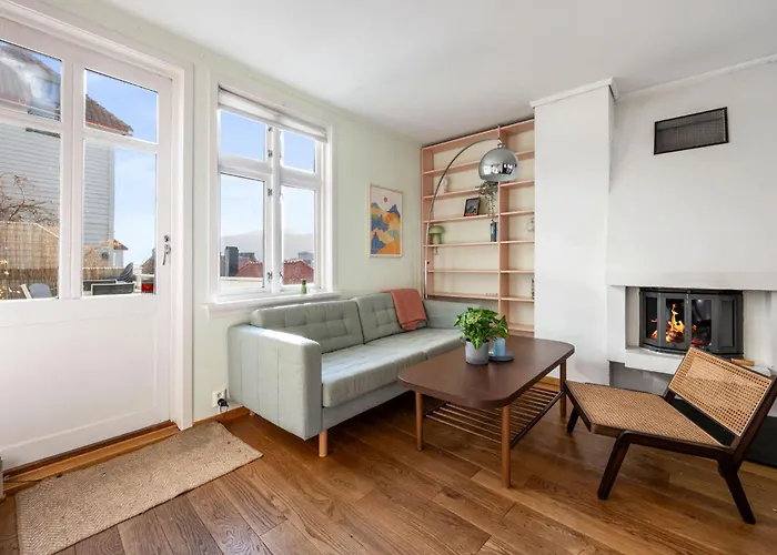 Tatil Evi Sunny Terrace In Centre - Charming House Bergen