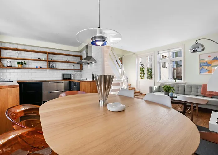 Tatil Evi Sunny Terrace In Centre - Charming House Bergen